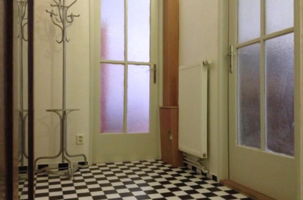 Апартаменти Sedlcanska - Will Save Money Here - Equipped With Antique Furniture