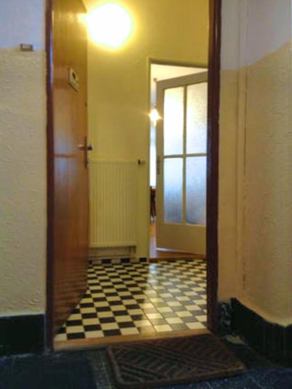 Sedlcanska - Will Save Money Here - Equipped With Antique Furniture Апартаменти Прага